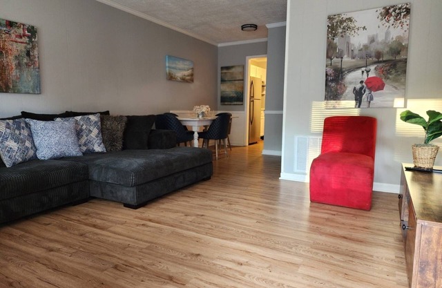 Your Home Away from Home near Historic Romen