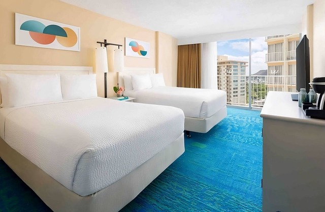 Your Home Away From Home! City View, Beachfront Property, Onsite Swimming Pool
