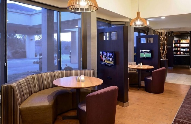 Your Home Away From Home! Indoor Pool, Free Parking, Pets Allowed