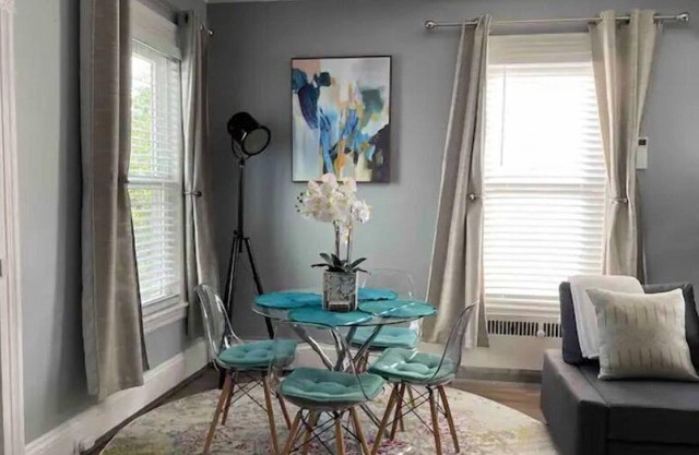 Your Oasis Bliss-A lovely 2-Bedroom with 1-bath