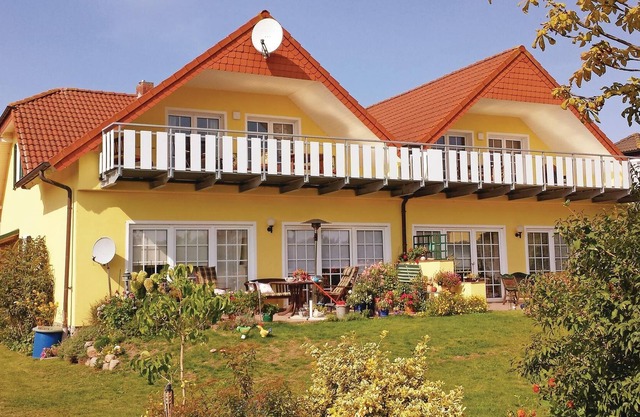 Your vacation apartment is located in Neddesitz on the island of Rügen, very close to the sandy beac