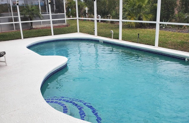 Your vacation home awaits. Close to n attractions including Disney and Legoland