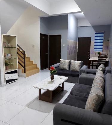 Zahara Homestay