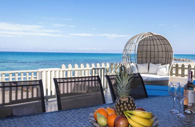 Zen Beachfront Apartment