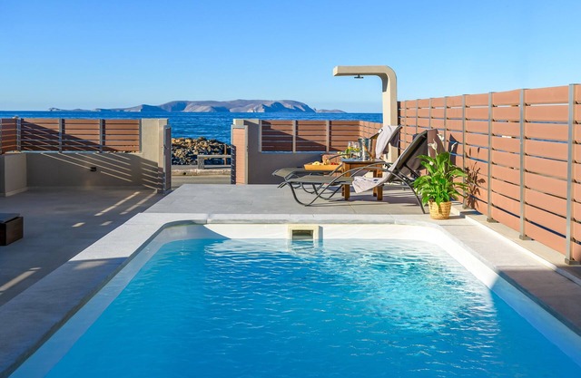 Zoe Luxury Seafront Villa with Heatable Pool, Villa