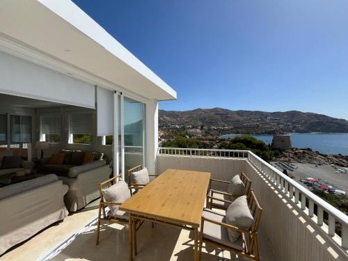 Velilla-Taramay Apartment | Ático Solymar