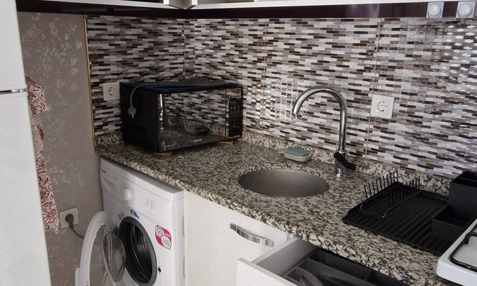 Antalya Condo | şehir merkezinde konforlu 1+1 ev (kod 207)