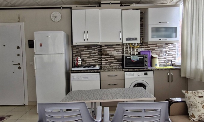 Antalya Condo | Şehrin merkezinde avm plaj ve kültürel alanlara yakın (kod 618)