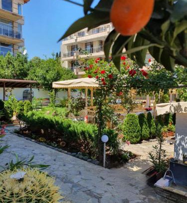 Chernomorets Hotel | Акра-Ф