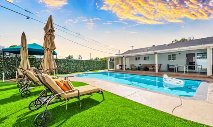 Winnetka House | ৎ୭Glamour Home ৎ୭ Pool Games Jacuzzi & more