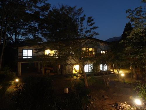 Kirishima House | ~みらい荘~ 天然温泉付き一日一組様限定の64坪広々民泊別荘