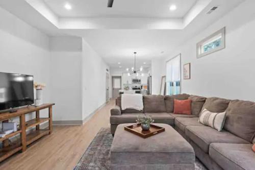 Chattanooga House | 01 Discover Charm Cozy in the Heart of the City