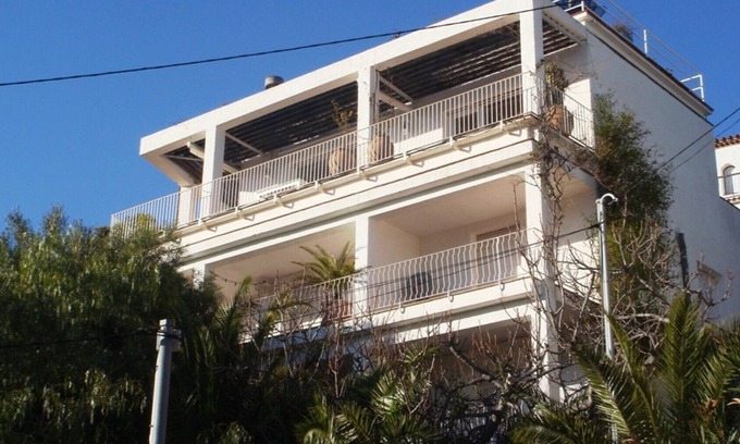 Llanca Apartment | 025 Rent Spectacular Apartment sea views with terrace quiet area