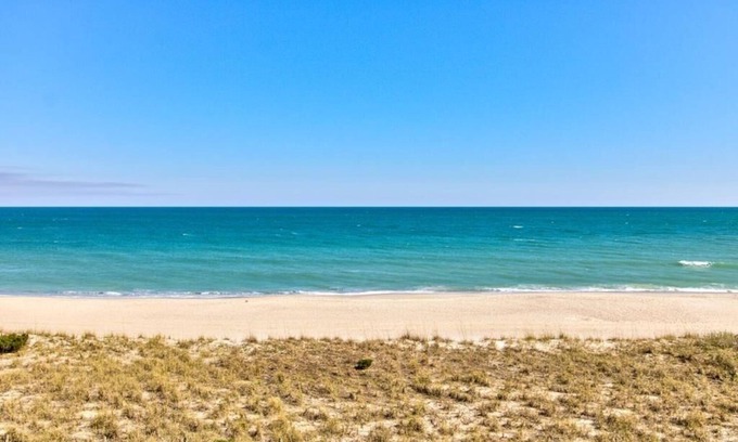 Wilmington Beach Condo | 0405 My Happy Place 1 Bedroom Home