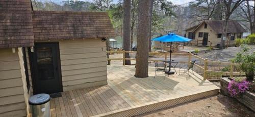 Mid America House | #07 - Lakeview One Bedroom Cottage-Pet Friendly