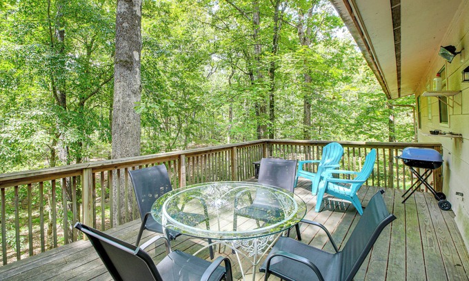 Hot Springs Village Cottage | 1/2 Mi to Desoto Lake: Hot Springs Village Home