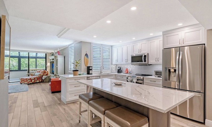 Siesta Key Condo | 1-204 in Sarasota, FL