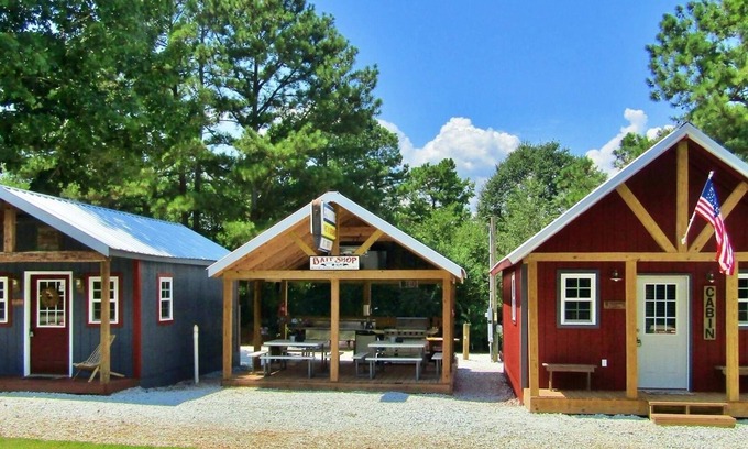 Townville Cabin | 1/4 mi LAKE HARTWELL Broyles Landing/5 to Green Pond/15 to Clemson/Anderson