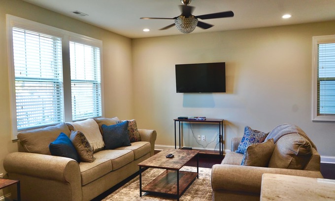 Morrisville House | 1.5 Miles from RDU - 3 Bed/2.5 Bath - New House!