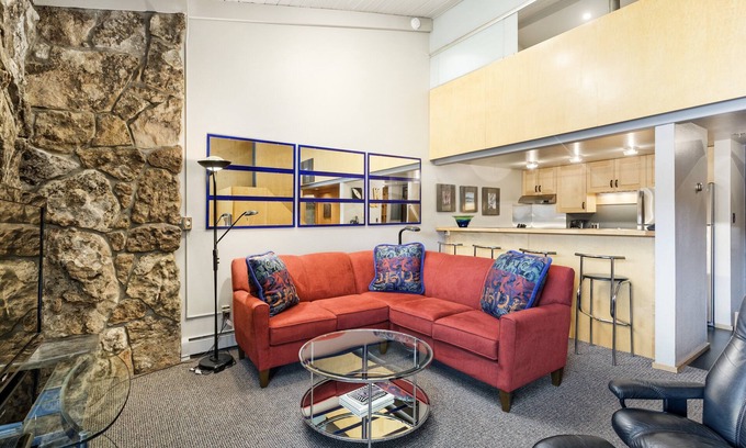 Snowmass Village Condo | 1 Bdrm and Loft 2 Bath Stonebridge Condos 724