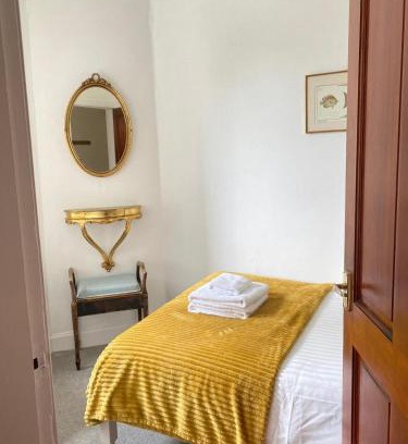Tollcross Apartment | 1 Bed Flat Near Edinburgh Castle