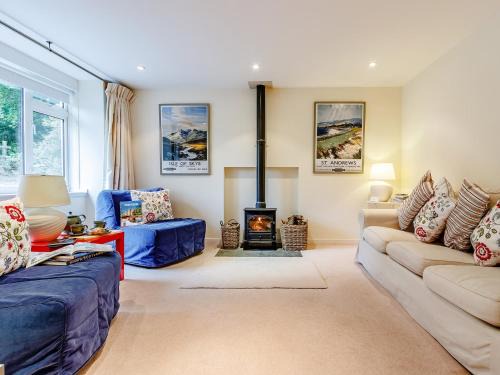 Blairgowrie House | 1 Bed in Blacklunans CA361