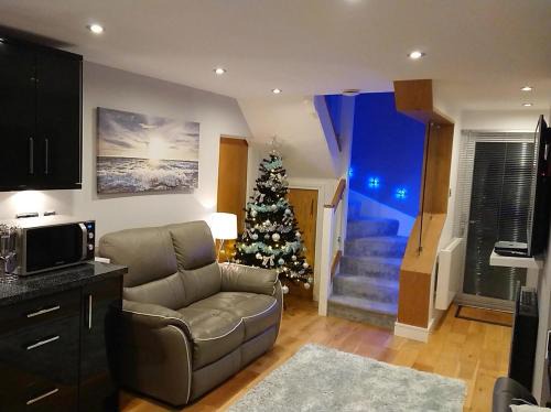 Stenalees House | 1 Bed in Charlestown 53680