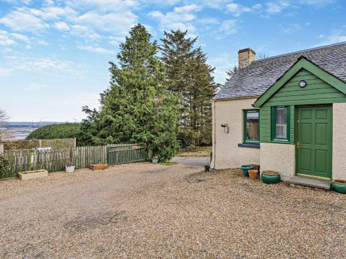 Perth House | 1 Bed in Dunning CA333