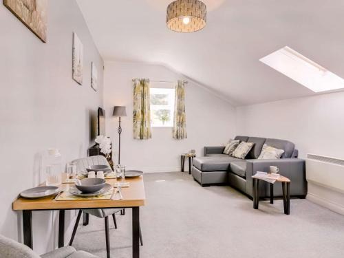 Holmbridge House | 1 Bed in Holmfirth 88554