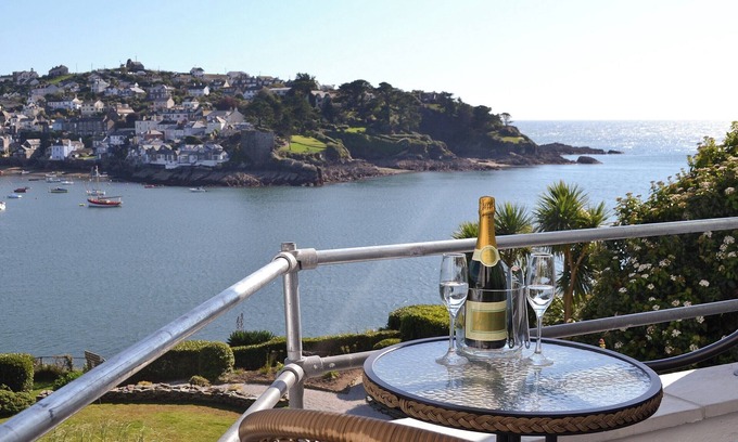 Fowey Cottage | 1 bedroom accommodation in Fowey