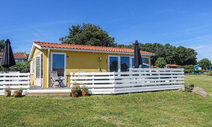 Sandvig House | 1 bedroom amazing home in Allinge