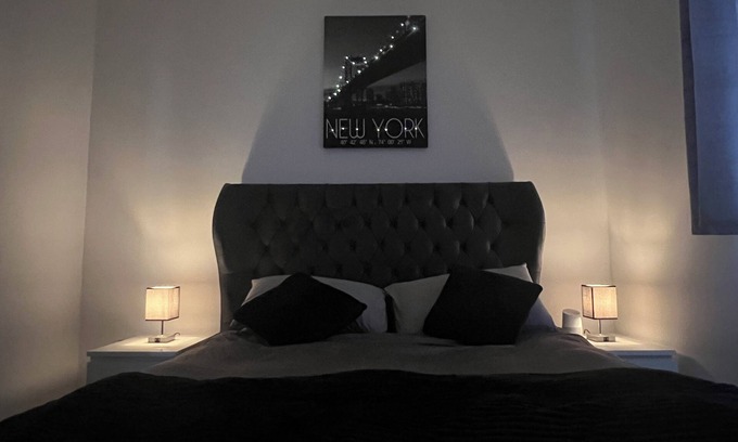 Aylesbury Apartment | 1-Bedroom Apartment – Business & Leisure | Sleeps 4 | Free Parking & Netflix