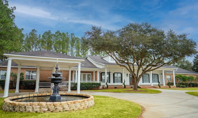 Union Church Apartment | 1 Bedroom Apartment at Oak + Fountain! - #14