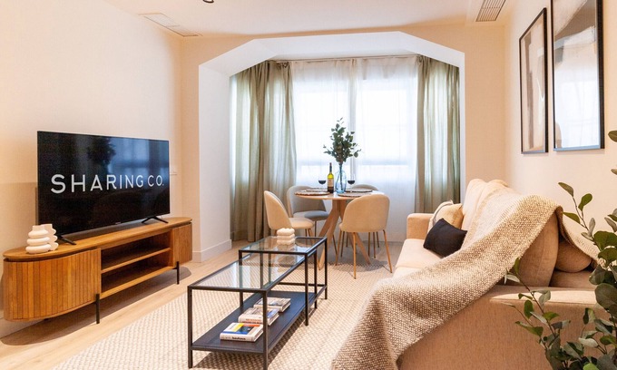 Nueva Espana Apartment | 1 bedroom apartment in La Castellana