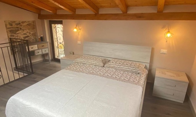 Castelnuovo Magra Apartment | 1 Bedroom Apartment in Vallecchia