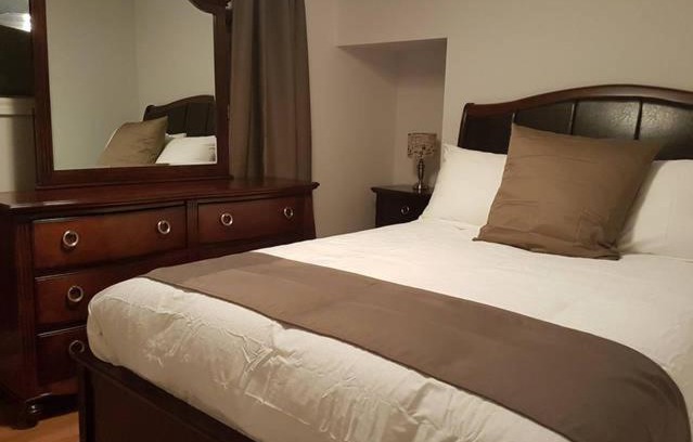 Downtown Gatineau Apartment | 1-Bedroom Apartment Sweet #7 by Amazing Property Rentals