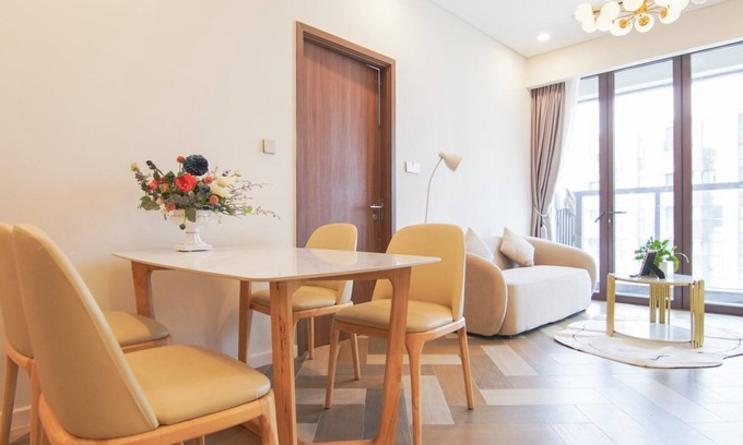 Thu Thiem Apartment | 1 Bedroom Apartment Near the Center