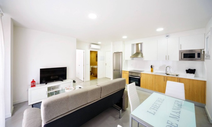 Perillo Apartment | 1 bedroom apt - 1 bed | Rueiro 17 - Low A