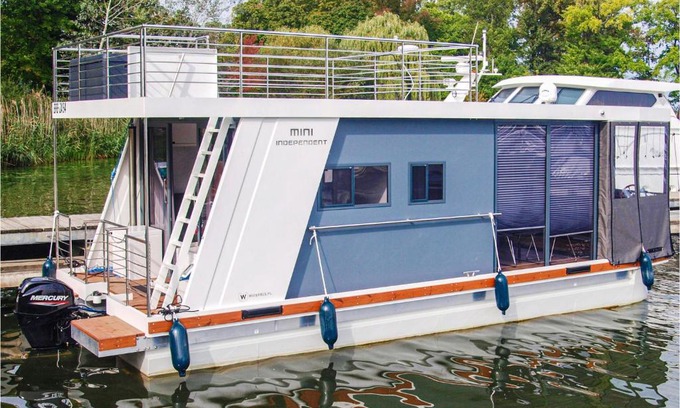 Wessendorf Boat Rental | 1 Bedroom Awesome Ship In Brandenburg
