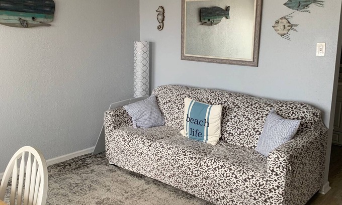 North Wildwood Condo | 1 Bedroom Condo steps from the beach with pool