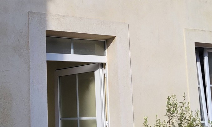 Douvres-la-Delivrande Apartment | 1 Bedroom Apartment in Douvres la delivrande