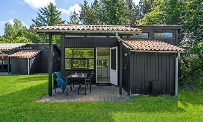 Hampen House | 1 bedroom gorgeous home in Hampen
