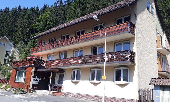Wildemann Apartment | 1 bedroom holiday apartment with south balcony