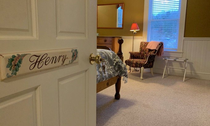 Waynesville House | 1-bedroom just 22 minutes from Cataloochee Ski Area - Henry Room