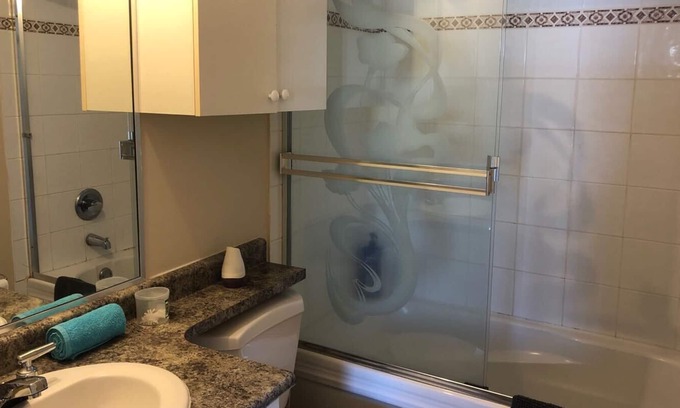 Riley Park House | 1-Garden level guest unit convenient to downtown