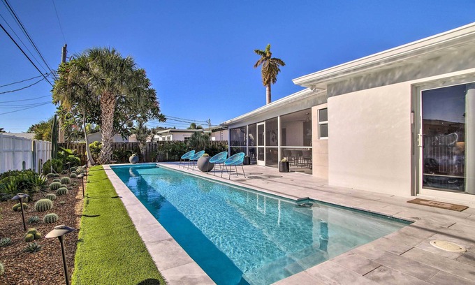 The Cove Apartment | 1 Mi to Deerfield Beach: Stylish Studio w/Pool!