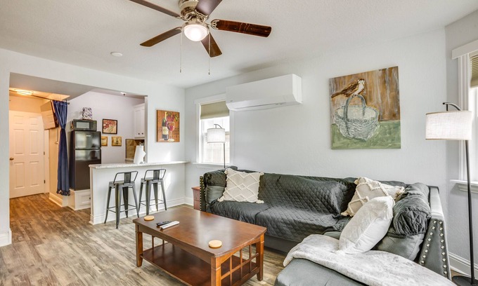 Conroe Apartment | < 1 Mi to Downtown Conroe: Charming Apartment