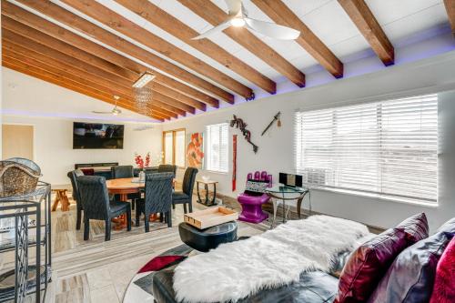 Prescott House | 1 Mi to Dtwn Scenic Prescott Hillside Retreat!