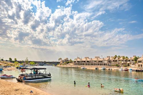 Lake Havasu City Apartment | 1 Mi to London Bridge Condo with Pool Access
