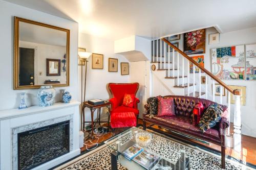 Old Town Alexandria House | 1 Mi to Old Town Historic Area Gem in Alexandria